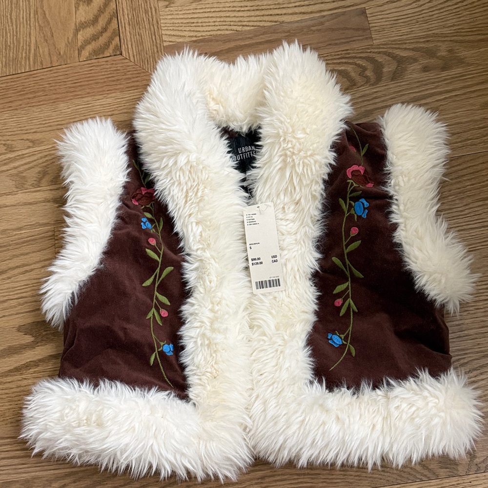 Urban Outfitters Brown Vest with Floral Embroidery and Cream Faux Fur - Picture 6 of 6